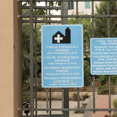 Casa Valdese בית הארחה